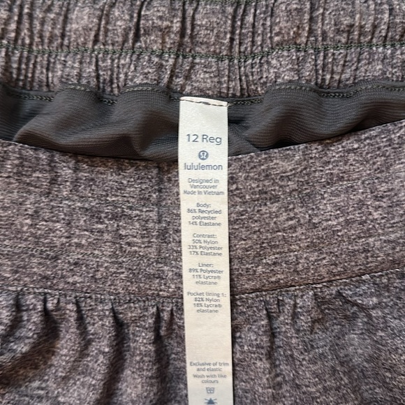 Hottie hot Size 12 gray lulu shorts - Picture 4 of 5